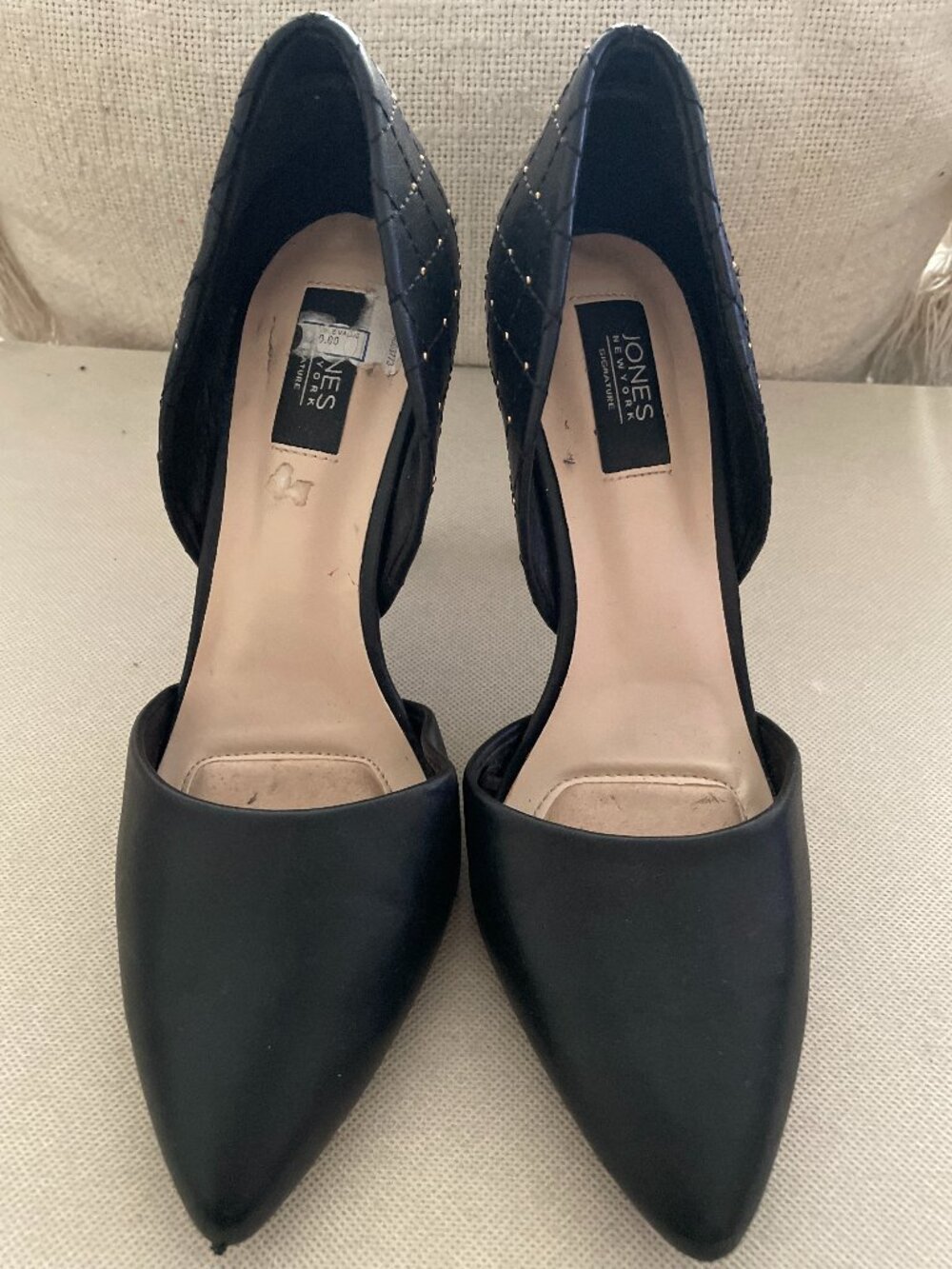 Jones New York Black Pumps